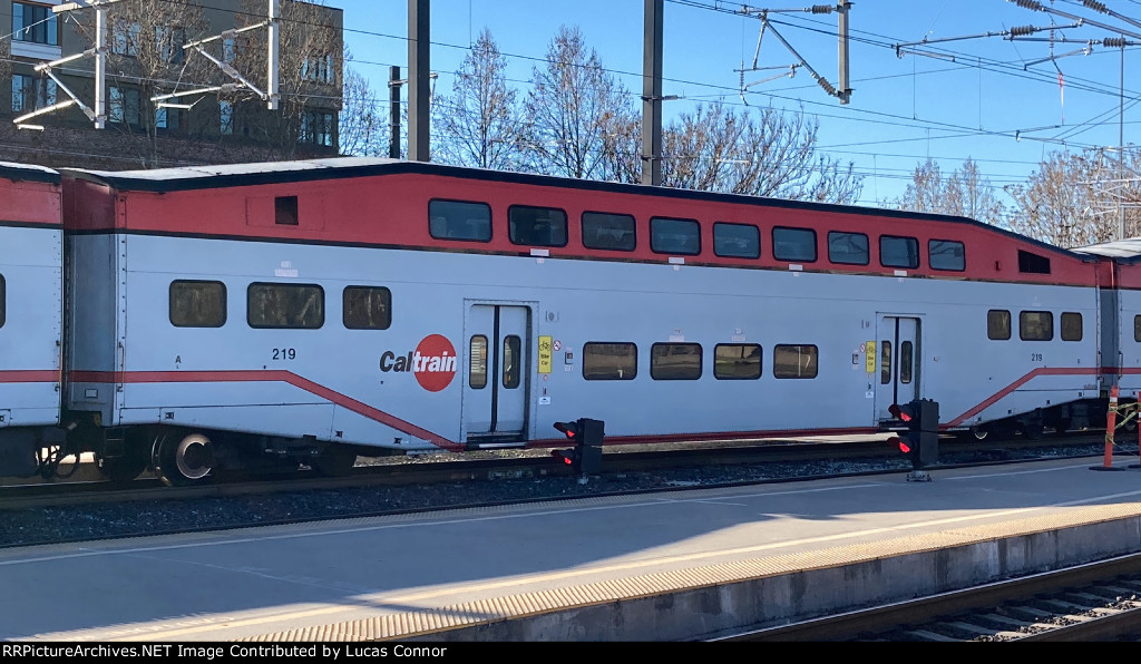 Caltrain 219